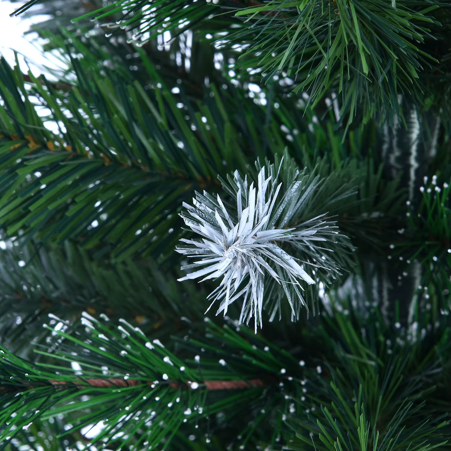 TwinkleTree 23111 Mini Christmas tree